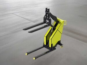 Akülü istifleme transpaleti ön açıdan görünümü, sarı-siyah renkli